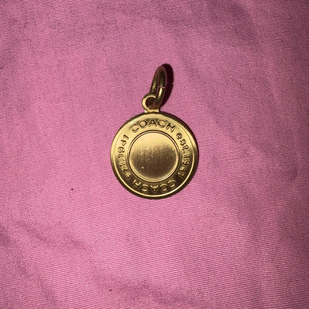 VINTAGE COACH 1941 Round Gold Brass Metal Disc Fob Bag Charm Keychain Hang Tag